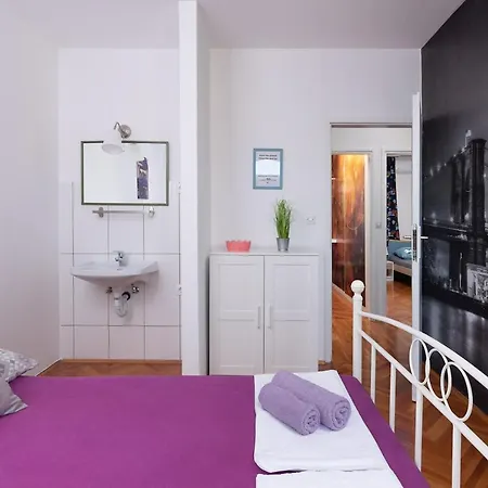 Hvar ゲストハウス フヴァル