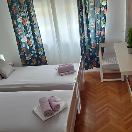 Hvar Πανσιόν Χβαρ