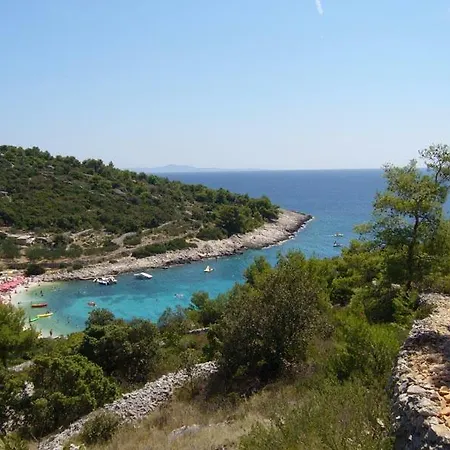 Hvar 2* Χβαρ